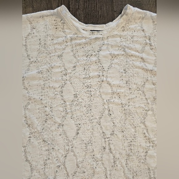 sz XL Express White Boxy‎ Short Sleeve Sheer Snakeskin Print Tee Summer Spring - Picture 7 of 13